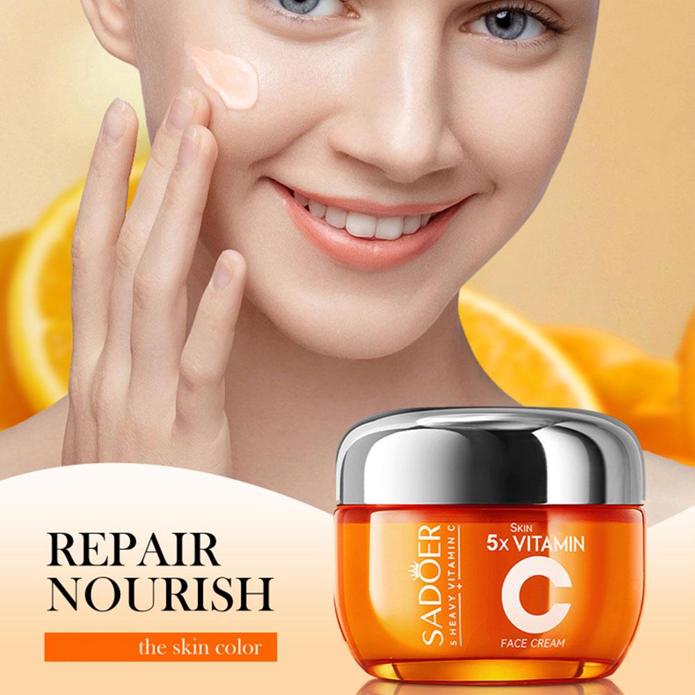 SADOER Vitamin C Brightening E - Skincare Glad2Glow recensione e prezzo